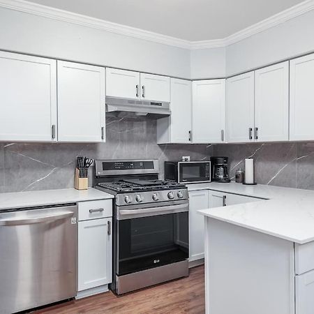 Willa Beautiful Remodeled Penthouse Unit In Old Town Chicago Zewnętrze zdjęcie